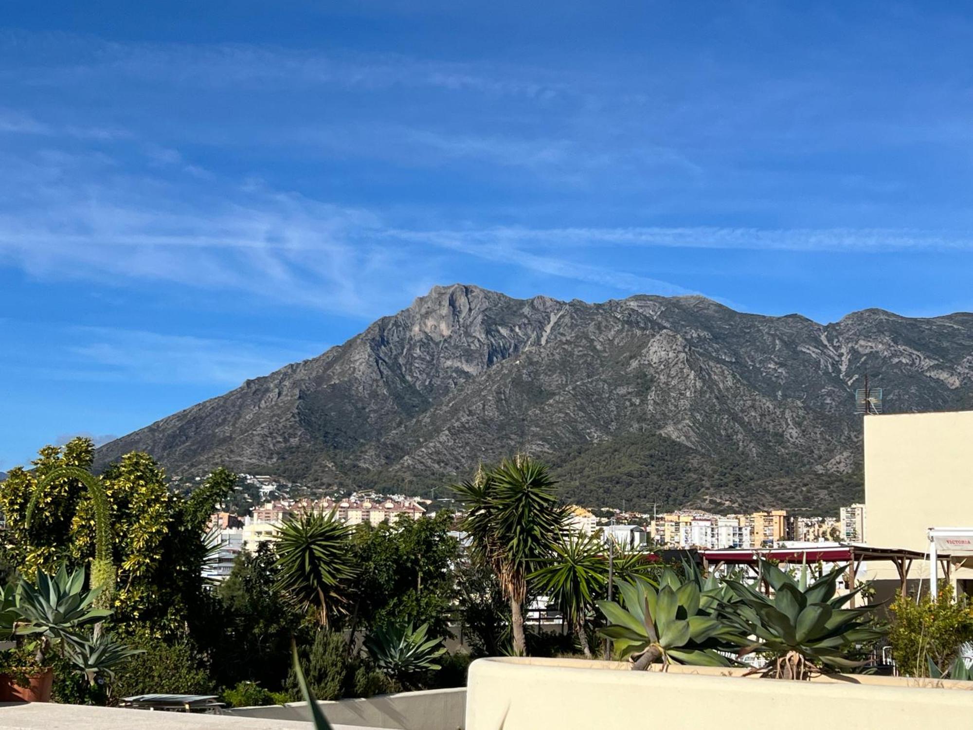 The First Line Of The Sea Apartment Marbella Exterior foto